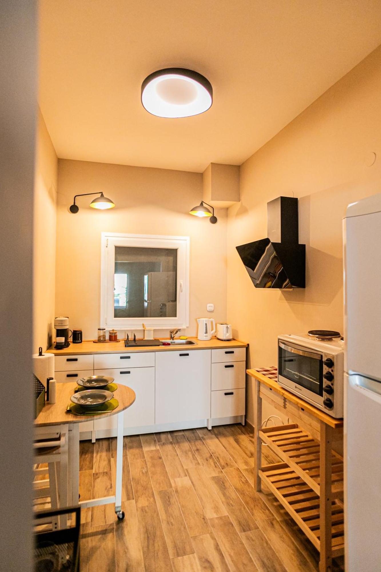 Semi'S Loft Apartment อเล็กซานโดรโพลิส ภายนอก รูปภาพ