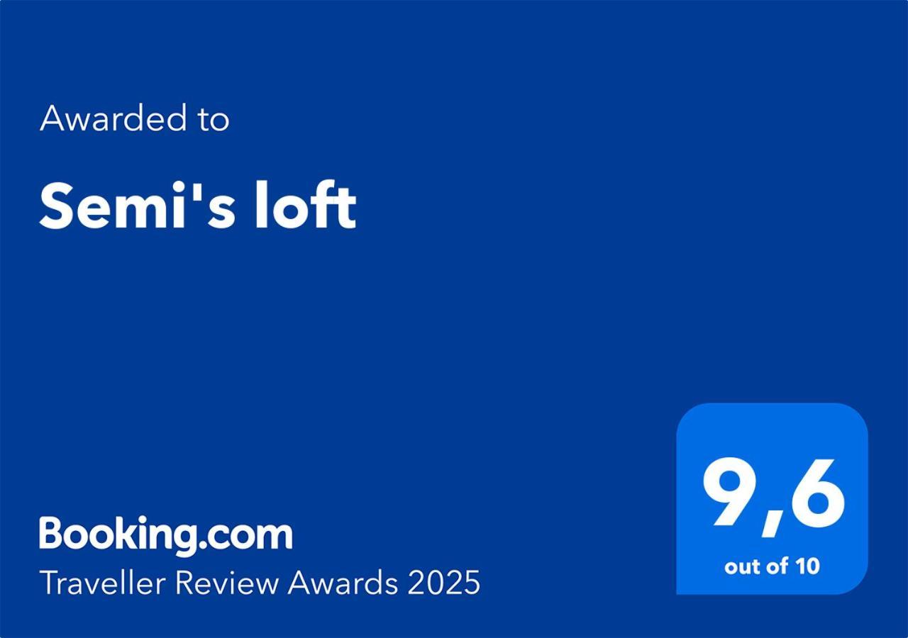 Semi'S Loft Apartment อเล็กซานโดรโพลิส ภายนอก รูปภาพ